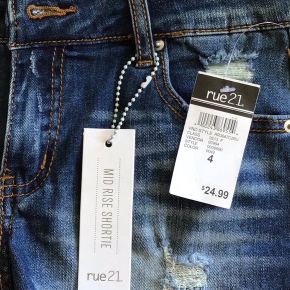 🌺SALE🌺 Rue 21 Mid-Rise Denim Shorts - Picture 3 of 5